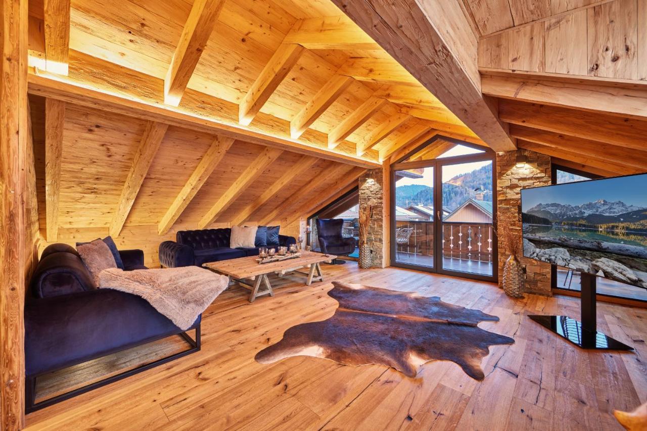 Chalet Alpi Garmisch-Partenkirchen Buitenkant foto